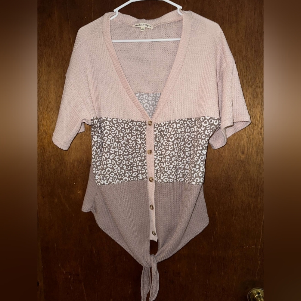 Short sleeve top